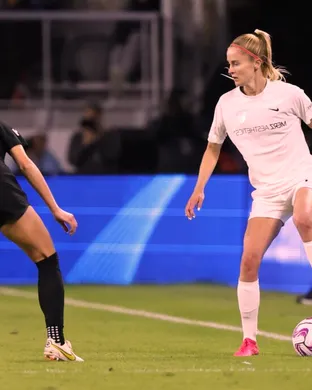 North Carolina Courage Sandy